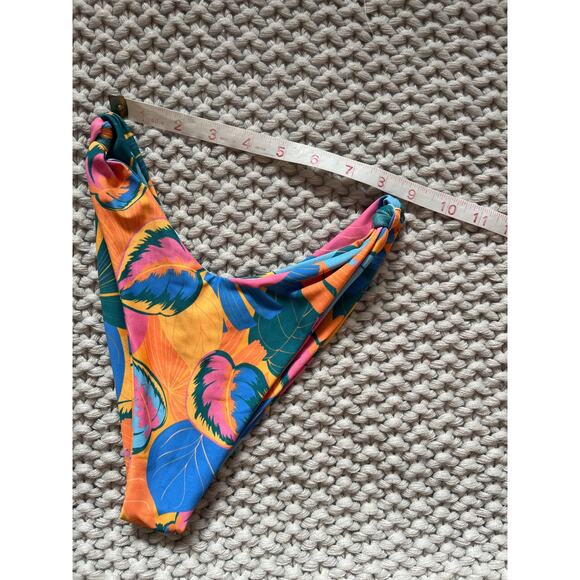 Skatie• ‘Suzanne’ Bikini Bottoms in BANZAI - Picture 12 of 14